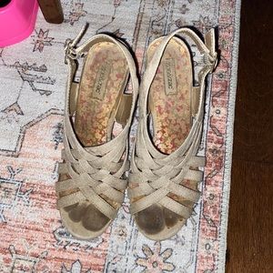 ZOE & ZAC Caged Chunky Heel Sandals